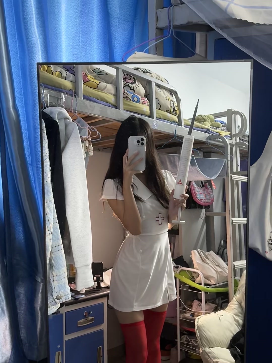 点赞看反差女大 ​​​