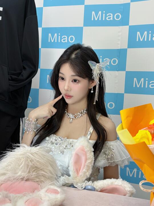 今年签过最甜的女爱豆，哇…