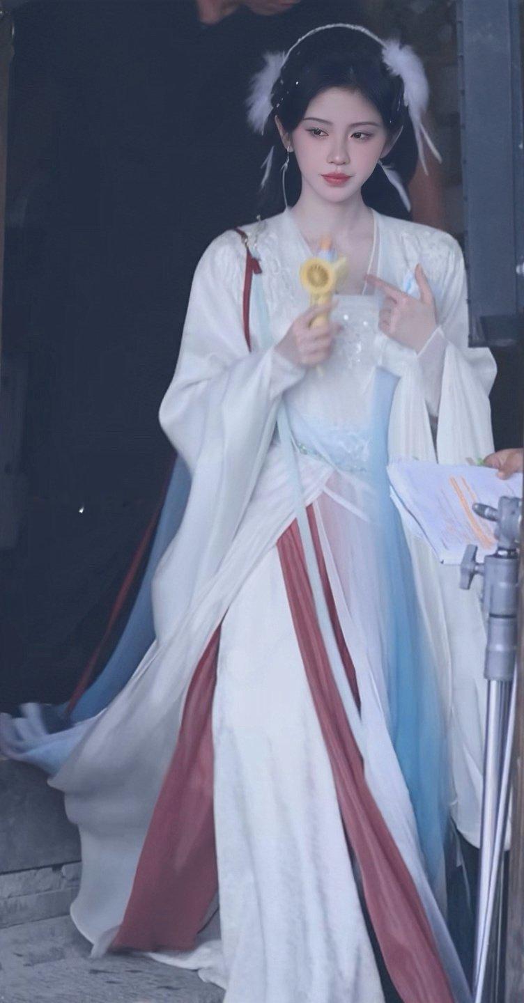 鞠婧祎 🍊鞠婧祎 🍊﻿鞠婧祎苏绿夏 “在某个不知名的角落许你岁岁平安”   