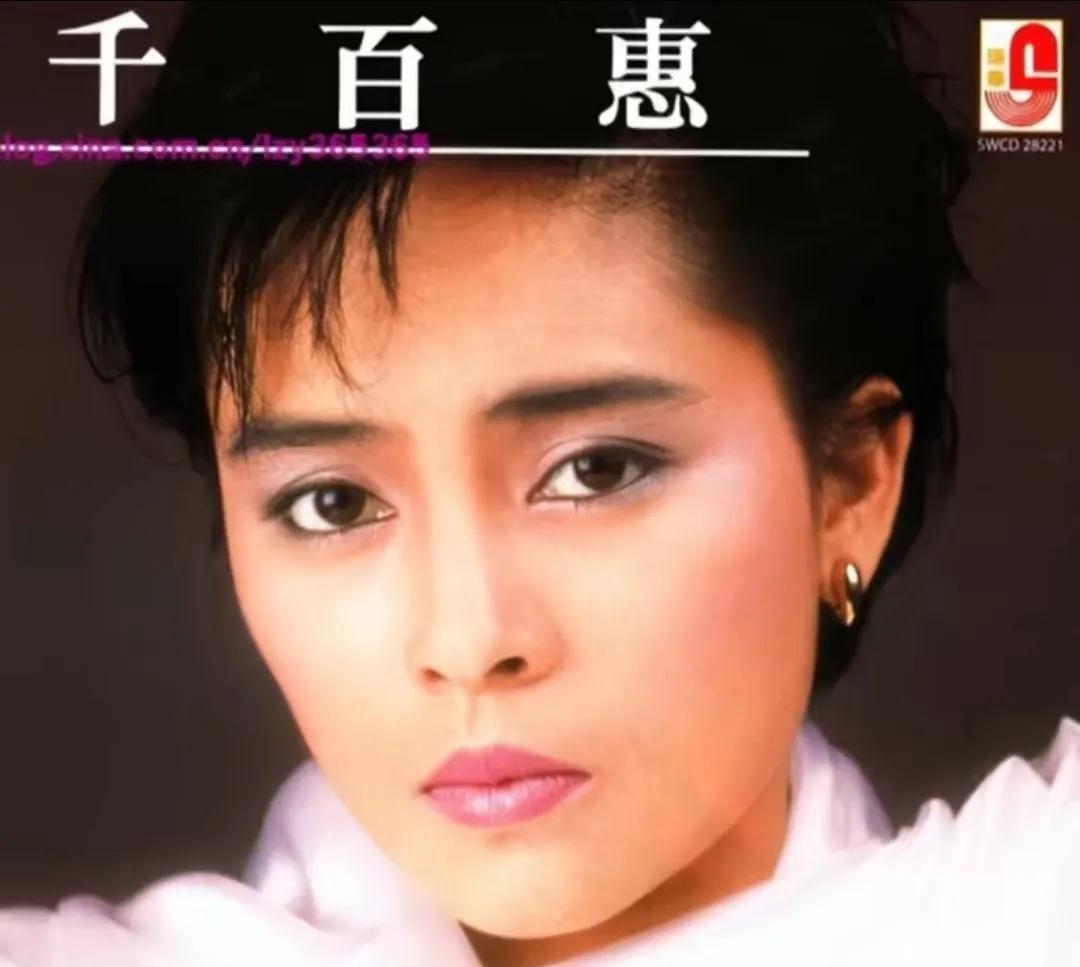 痛心！又一位时代歌手离世……
看完黄安怀念千百惠的文字，
我默默做了两个决定：