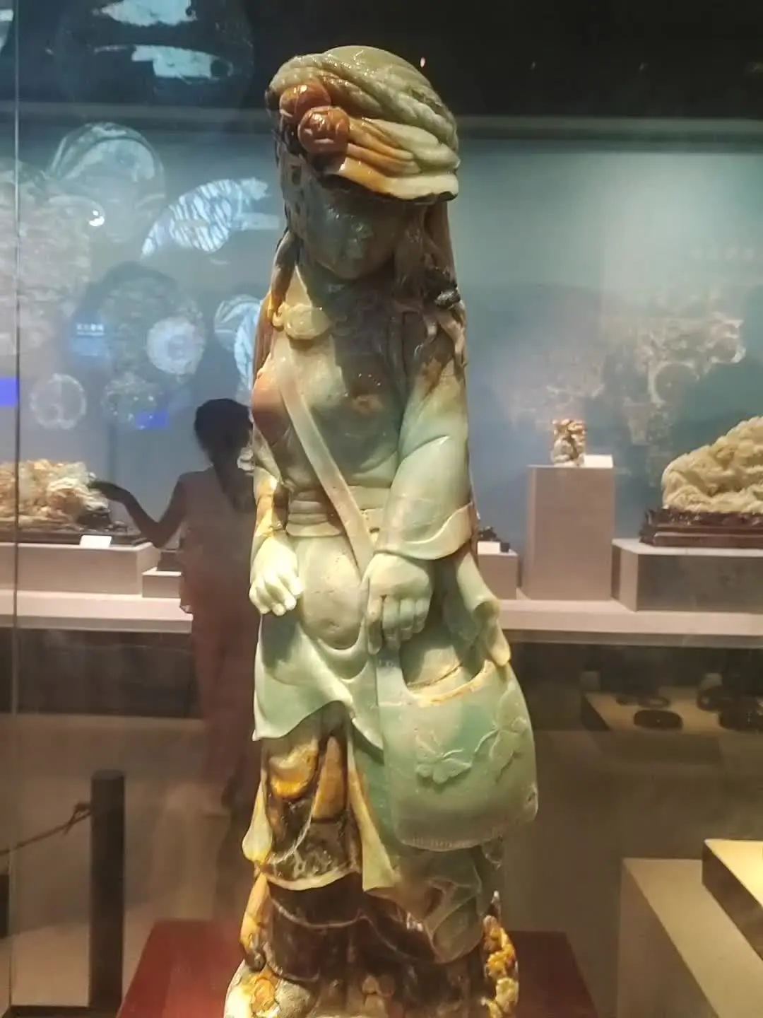 笑死，本人还不会用实况，怎么全看地去了