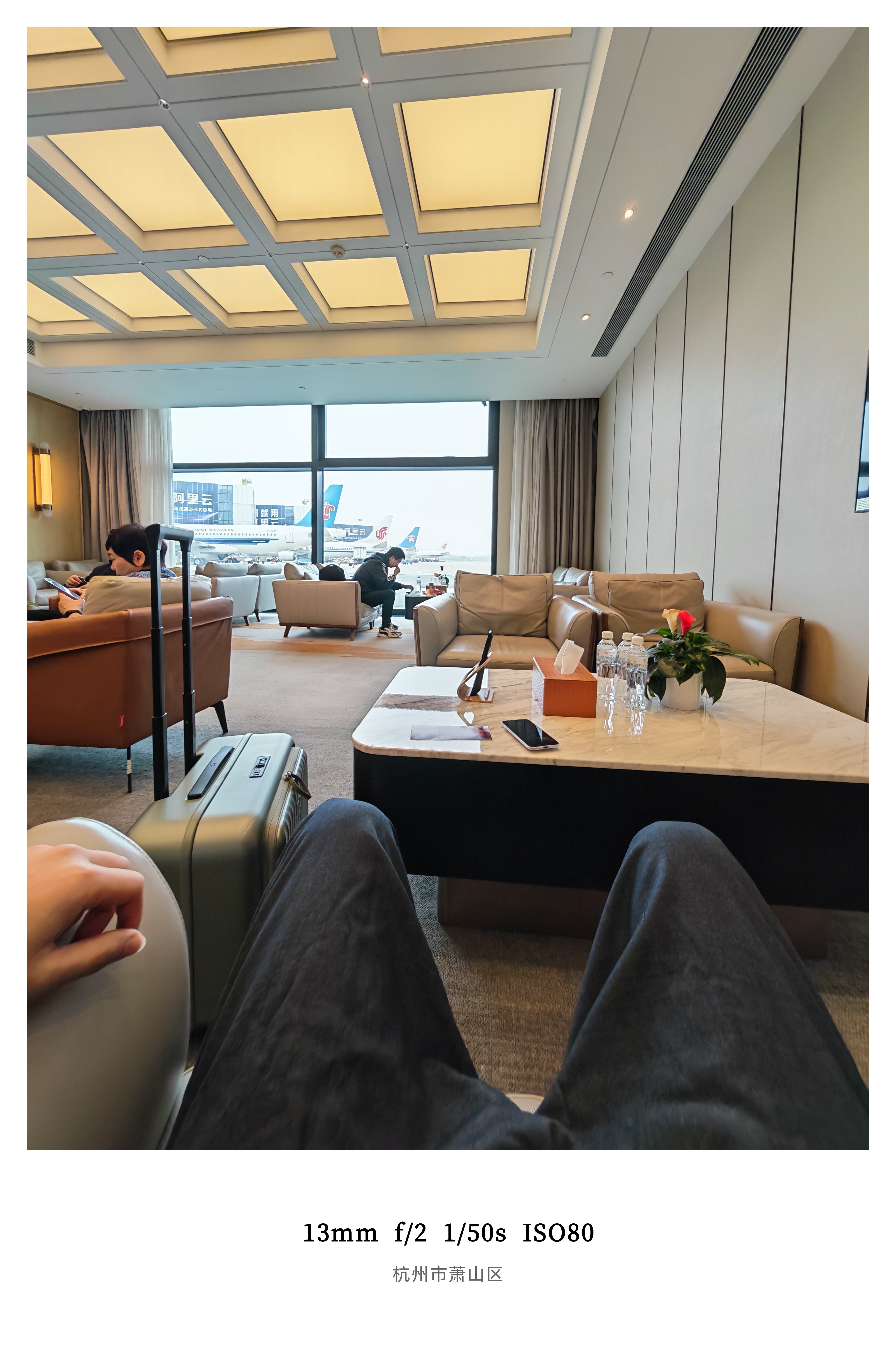 出发重庆！！朋友们你们说，为了能预留一个前排座位，努力升级白金卡值不值，作为出差