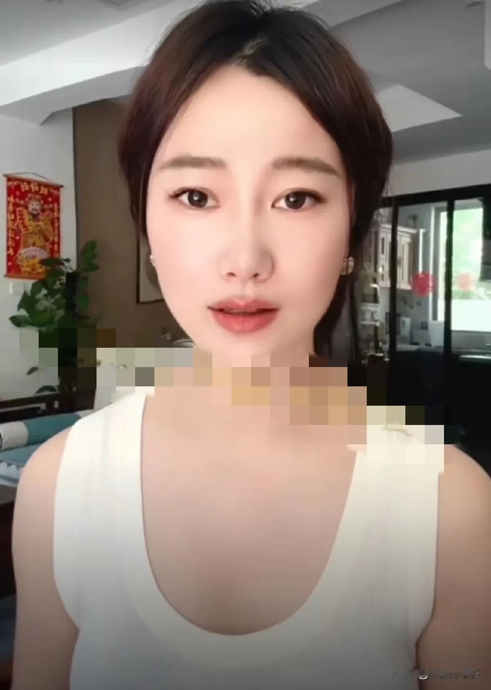 刘文文抱怨钱难赚，只能靠“Ca边”博流量！

          丁老五老婆刘文