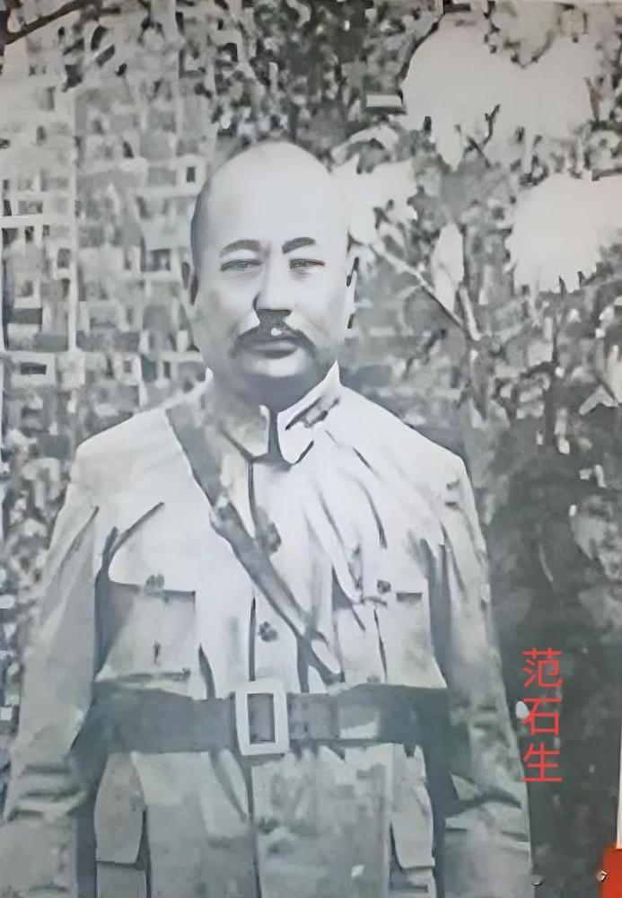 1928年，蒋介石急令范石生逮捕朱德，范石生却当着朱德、陈毅的面，把告密者丁煦击