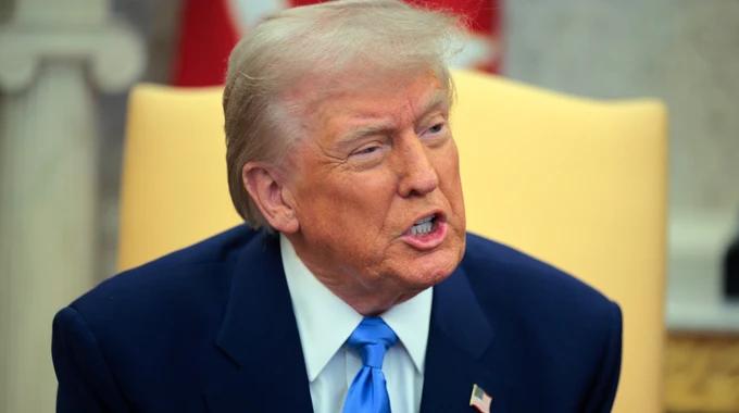 日前，美国总统唐纳德·特朗普向《纽约邮报》表示，他不会直接“拒绝”向伊朗部署美军