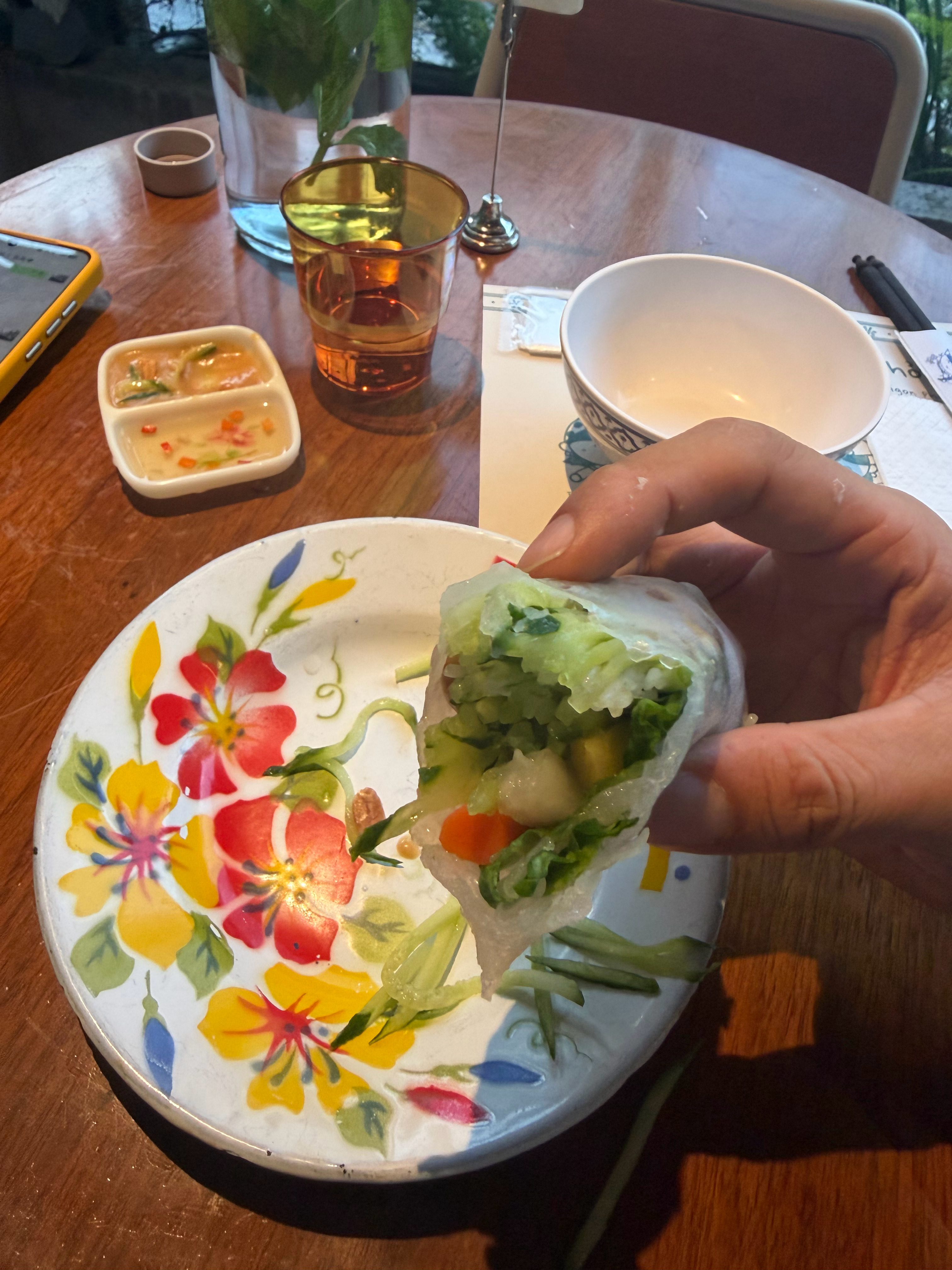 晚餐吃越南河粉上次去越南没吃够，幸好厦门这家挺好吃的去年去德国的时候，当地有一家