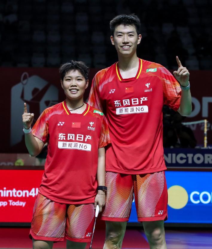 2026日本羽毛球公开赛 日公赛半决赛，凤凰21-13 、21-8 击败古贺辉/