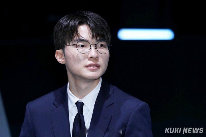 Faker：我重新定义了失败 不再感到沮丧 失败成为了我成长的动力听了Faker