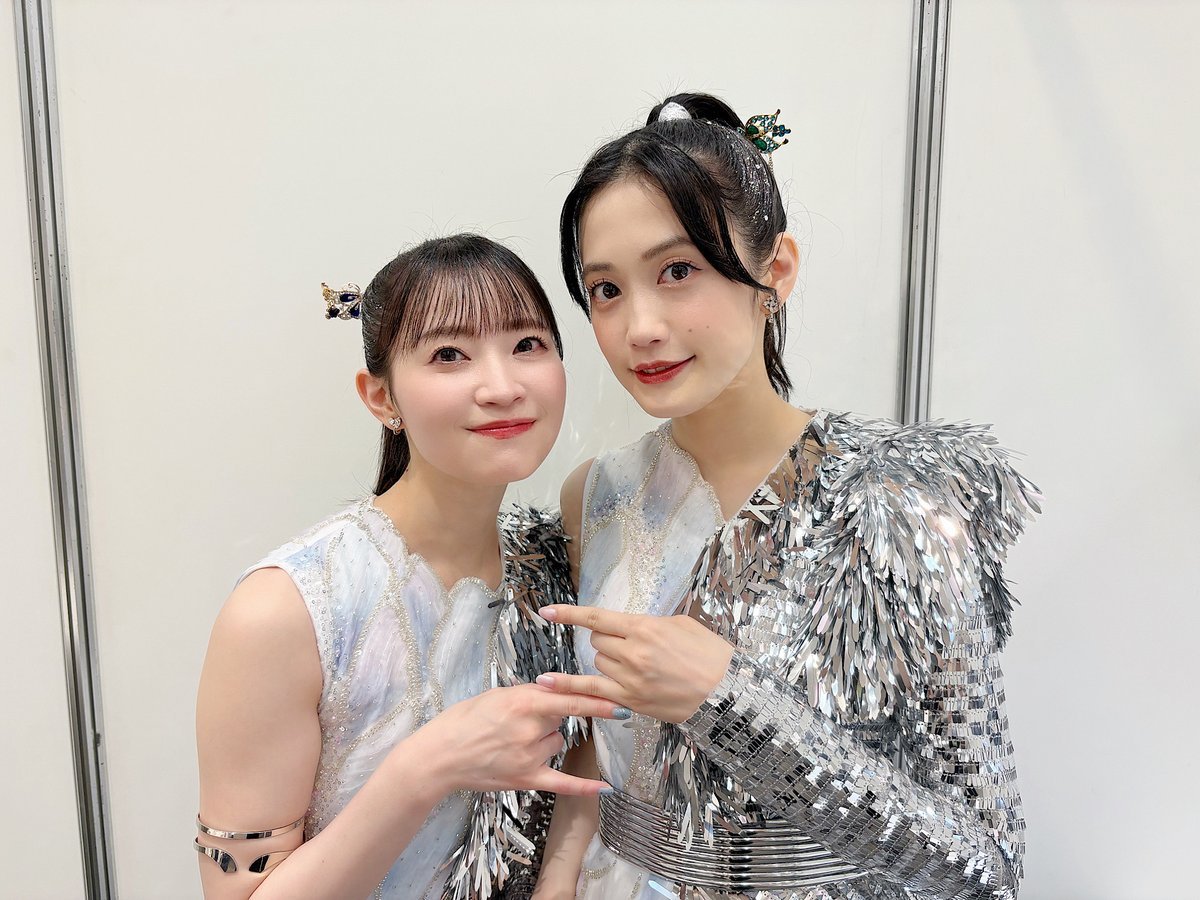 岩田阳葵小泉萌香
