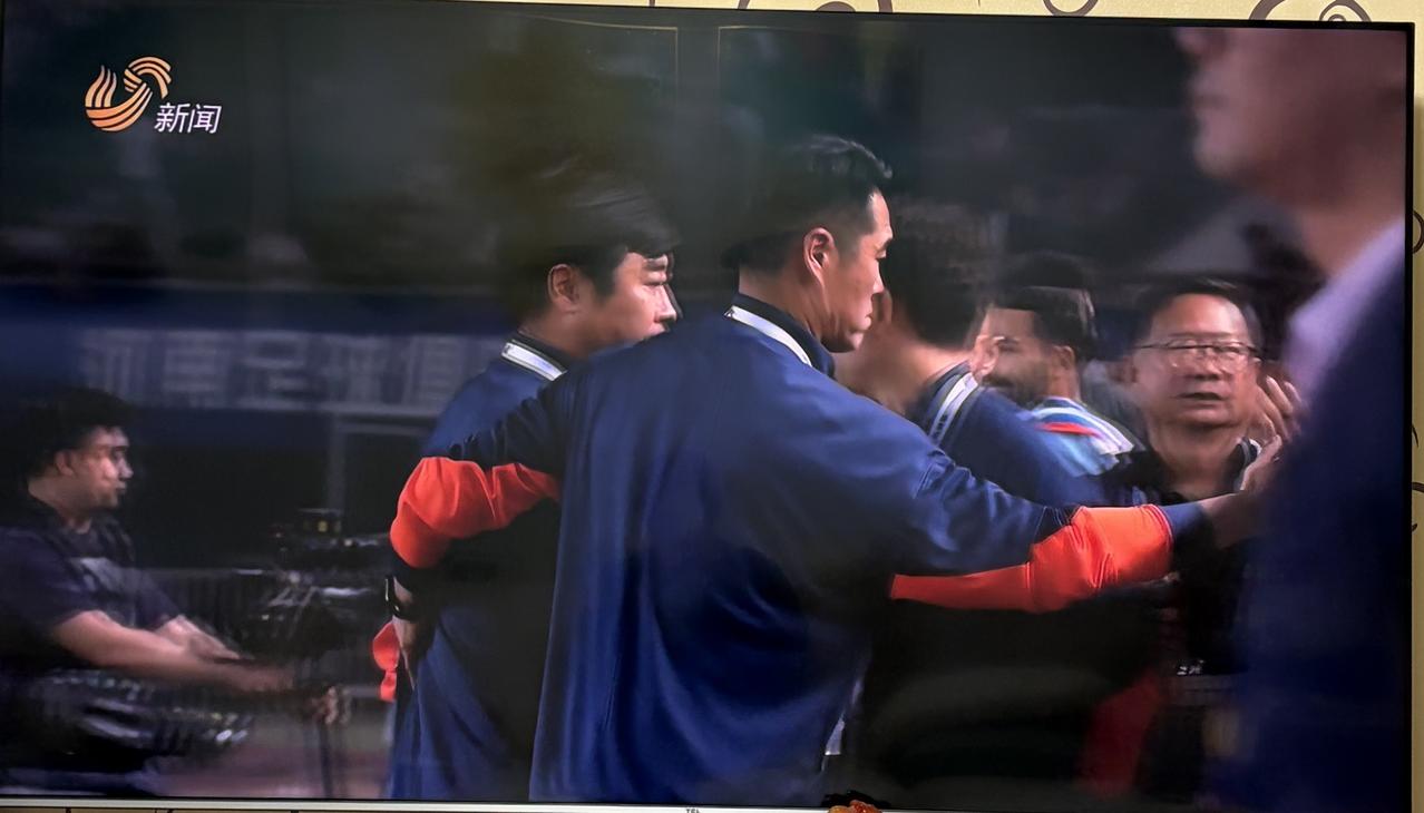 山东泰山队客场1:0险胜河南队！
最应该感谢的就是河南队守门员王国明！
双方实力