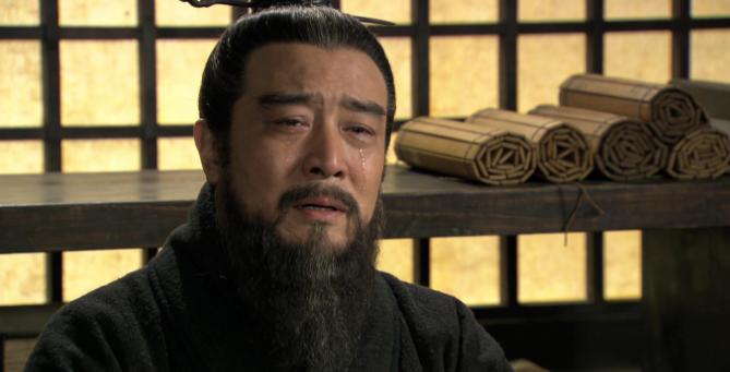 194年，曹操的父亲曹嵩被陶谦部下张闿杀害，临死前曹嵩求饶：“我儿是曹操，你想要