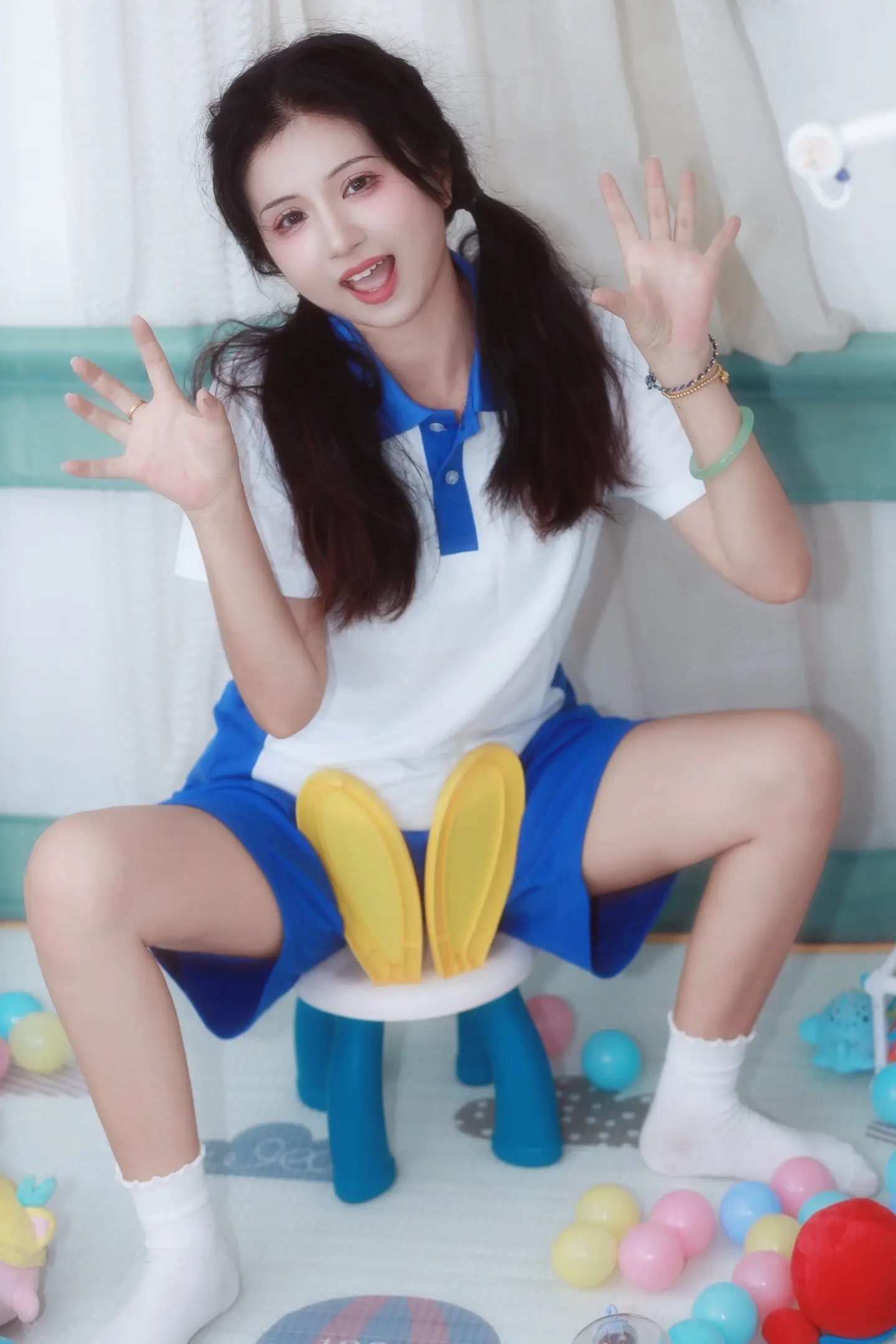 苏苏 校服系列。摄影：根华