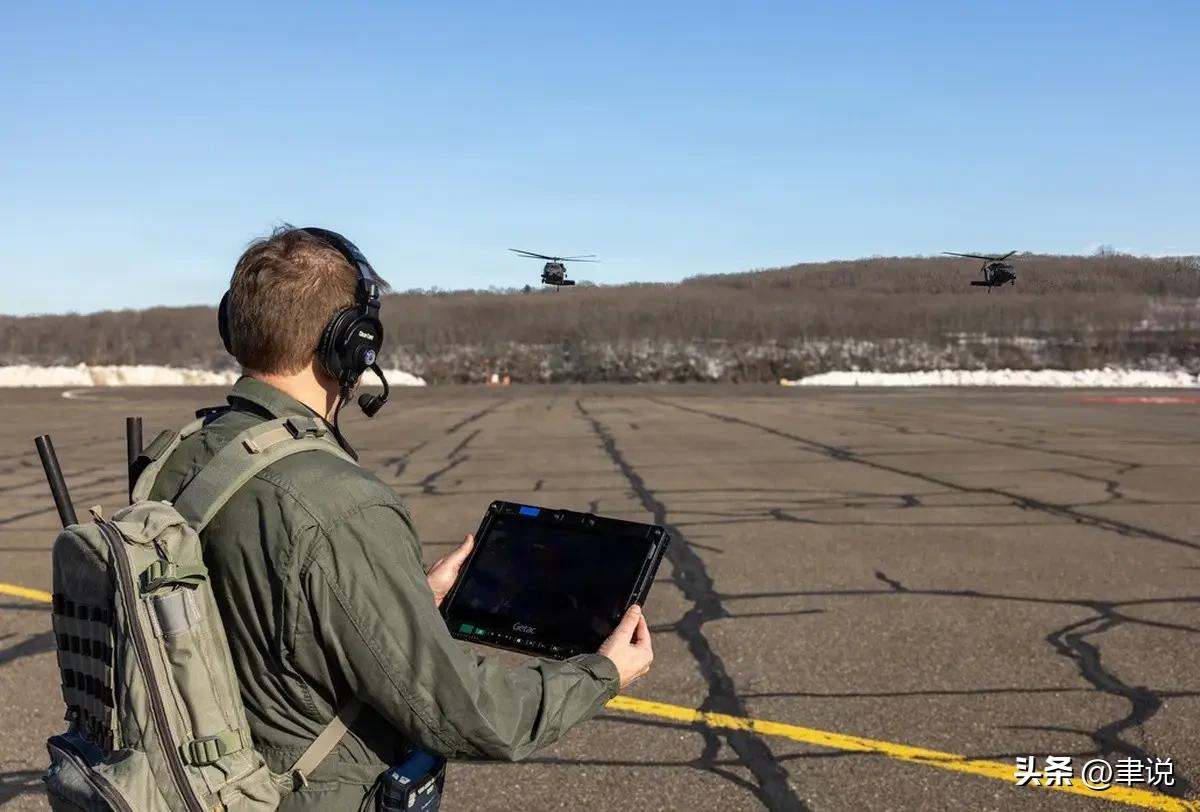 据外媒报道H-60Mx“黑鹰”无人直升机已交付美国陆军。
五角大楼持续推进无人技