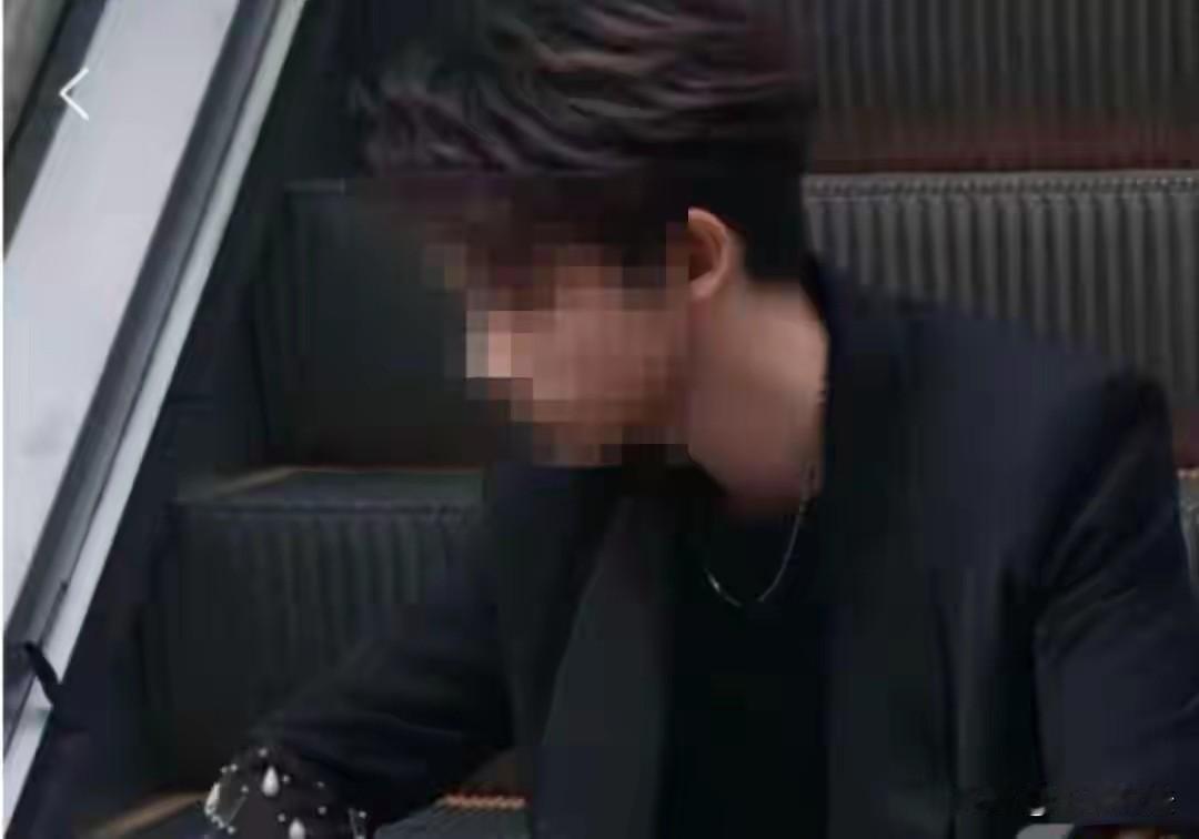 安徽，一已婚女和24岁男主播见面，俩人发生了不正当关系，女子一高兴，给男主播打赏