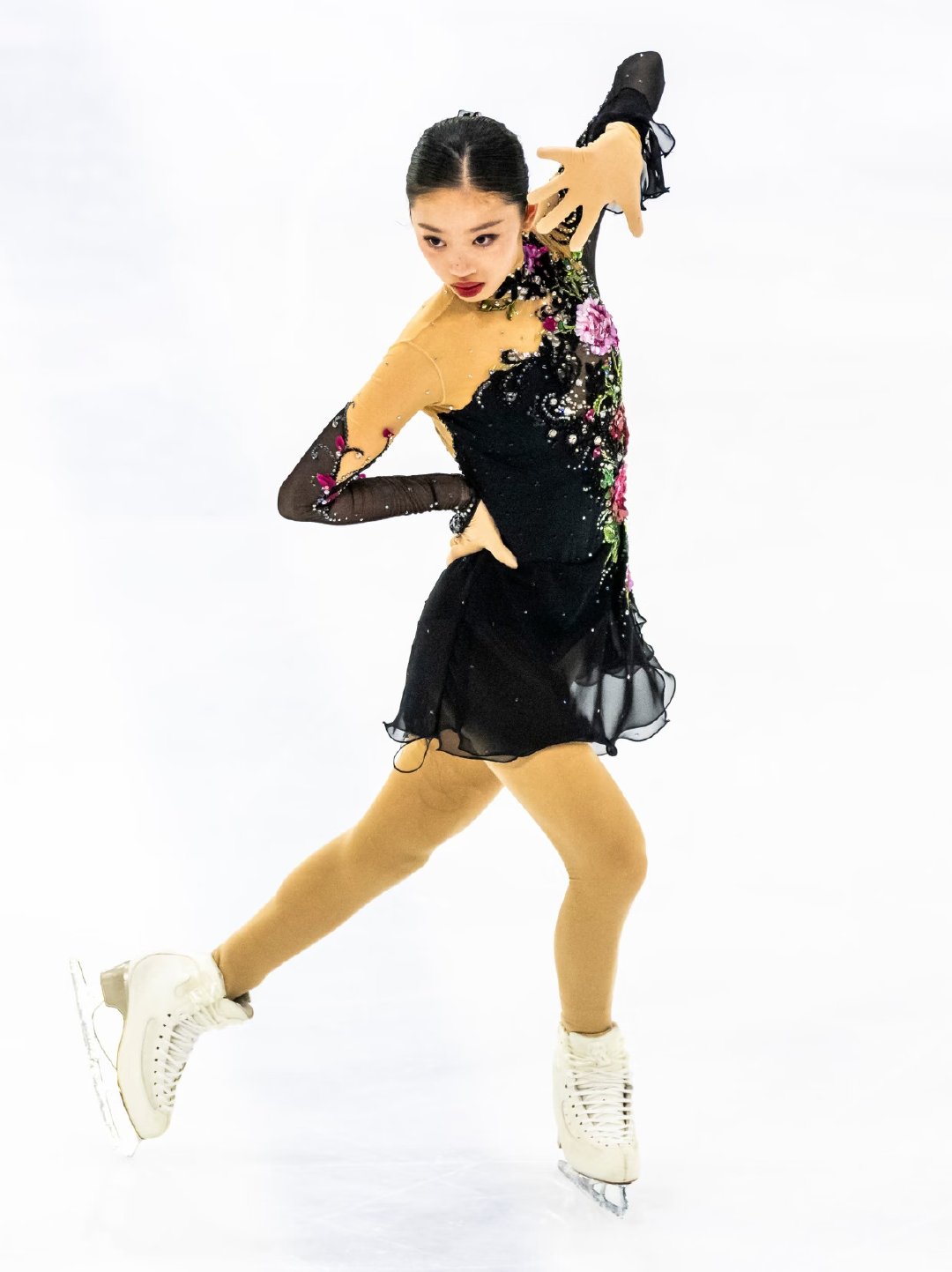日本选手冈田芽依（Mei Okada）以72.47的成绩获得冠军，澳大利亚选手石