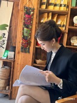 景瓷生命力旺盛的美  在大漠的风沙里面策马飞腾真的是又美又飒呀，不得不说《镖人》