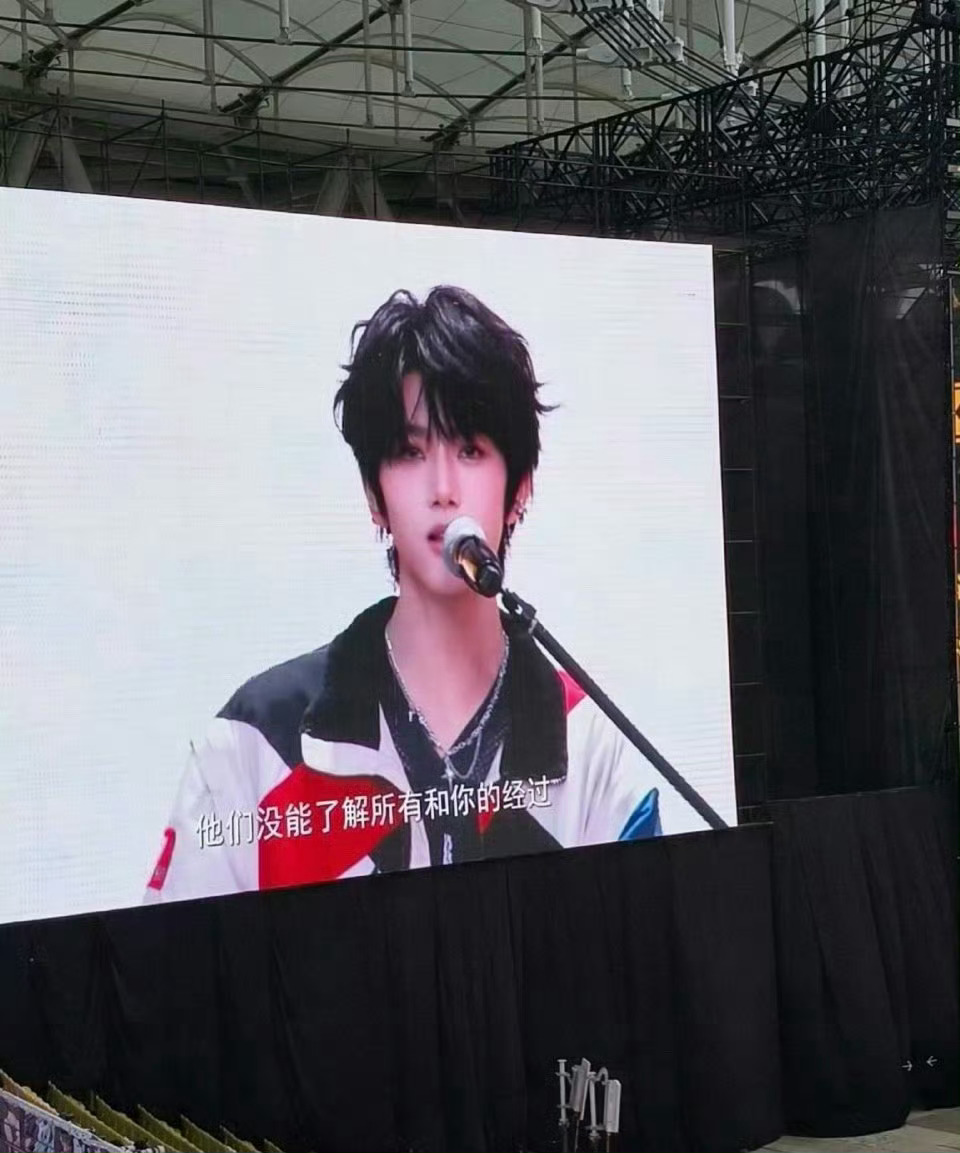 张函瑞高会粉丝数17w恭喜张函瑞高会粉丝数17w快乐🎉凭借舞台实力和性格魅力不