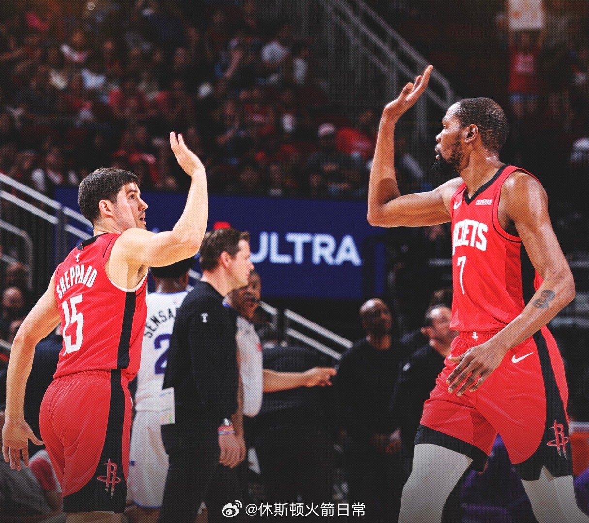 记者：这波连胜期间，你们每场比赛都能送出30次以上的助攻，同时失误数也下降了。你