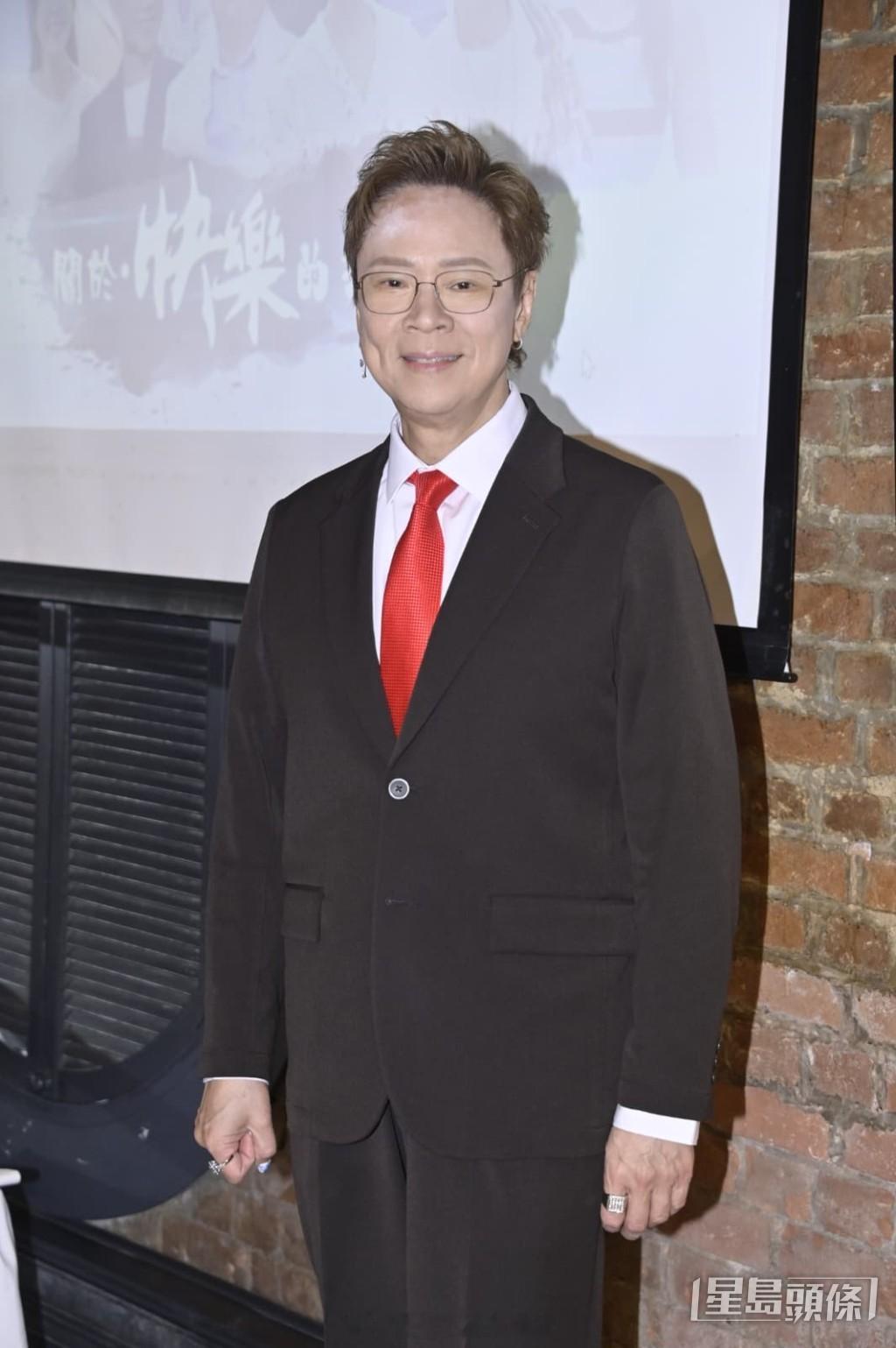郑家成敖嘉年主持生死相关节目，陈志云立下平安纸提前选好灵堂照片，称赞施南生活得十