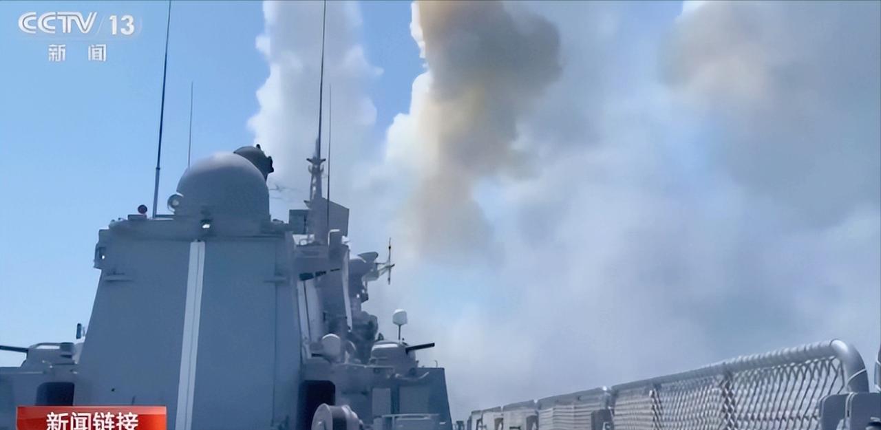 全球安全的“安全阀”直接没了！美俄管了16年核武器的《新削减战略武器条约》彻底到