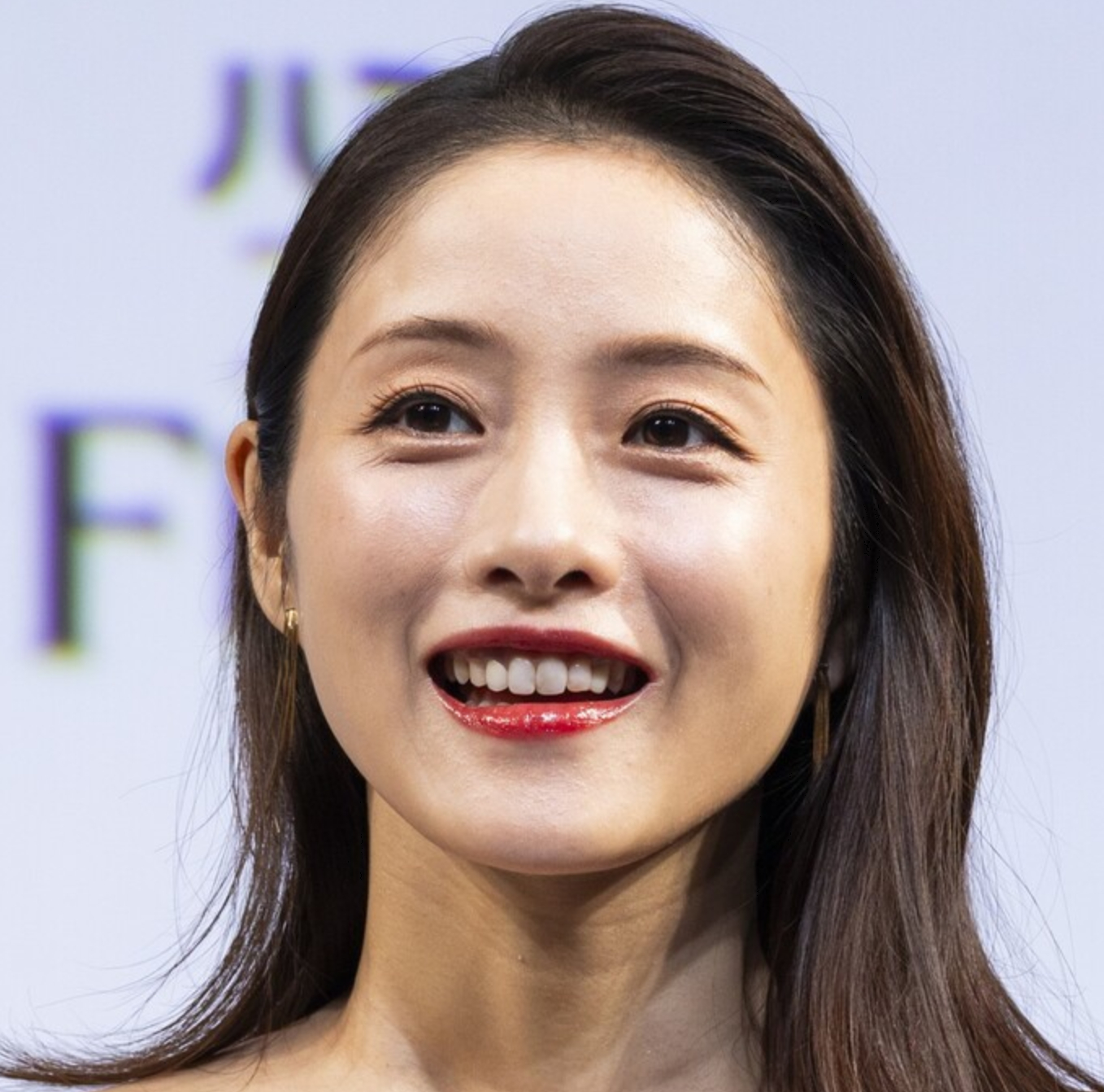 石原里美产后复出首度主演新剧 携手名编剧挑战怪盗角色演员石原里美（39）自去年5