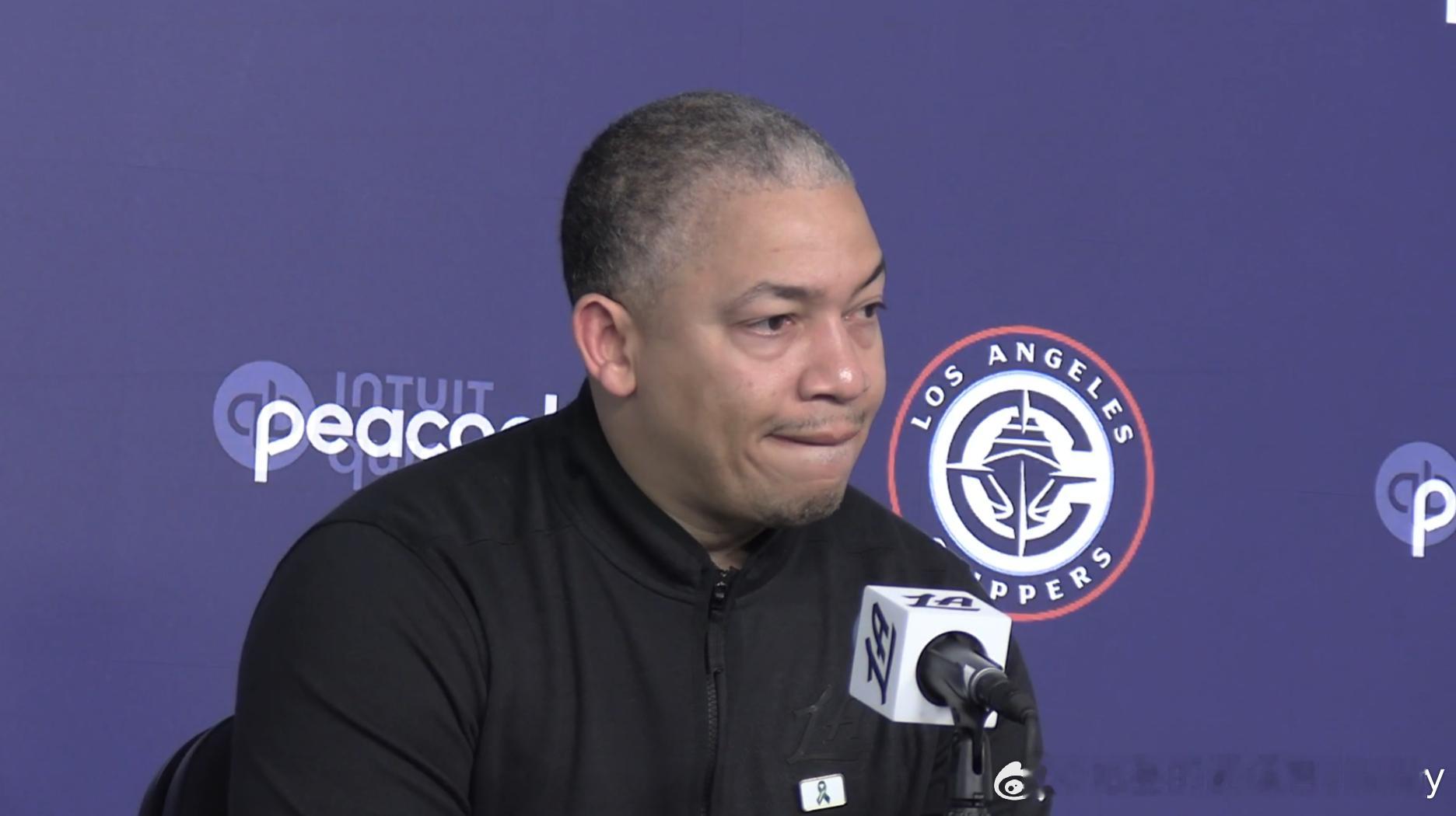 卢：“他们今晚的策略就是摆明了不让伦纳德和哈登发挥。我们赛前也知道这点。他们确实