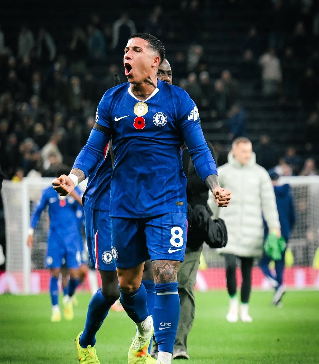 恩佐·费尔南德斯：每次有机会为切尔西出战并身披这件球衣时，我都会全力以赴，因为他