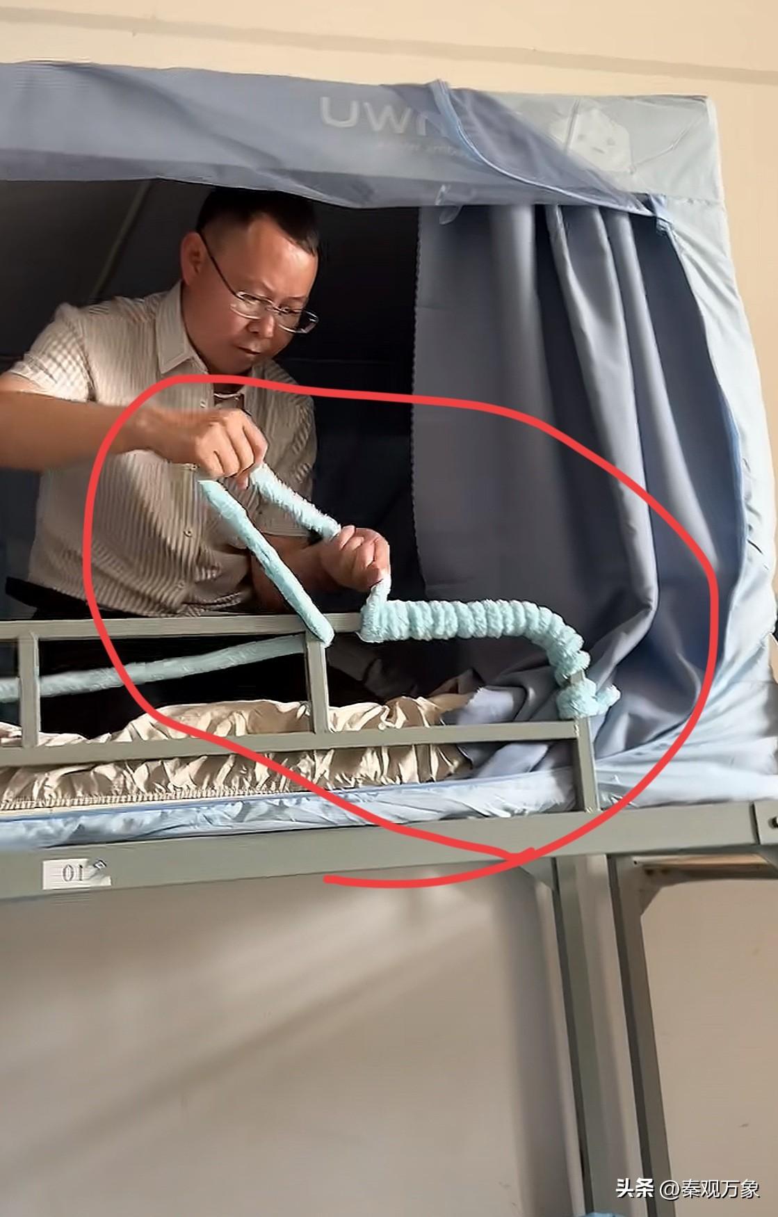 这老爸多钱也不能换呀，成长的道路处处都是倍加呵护