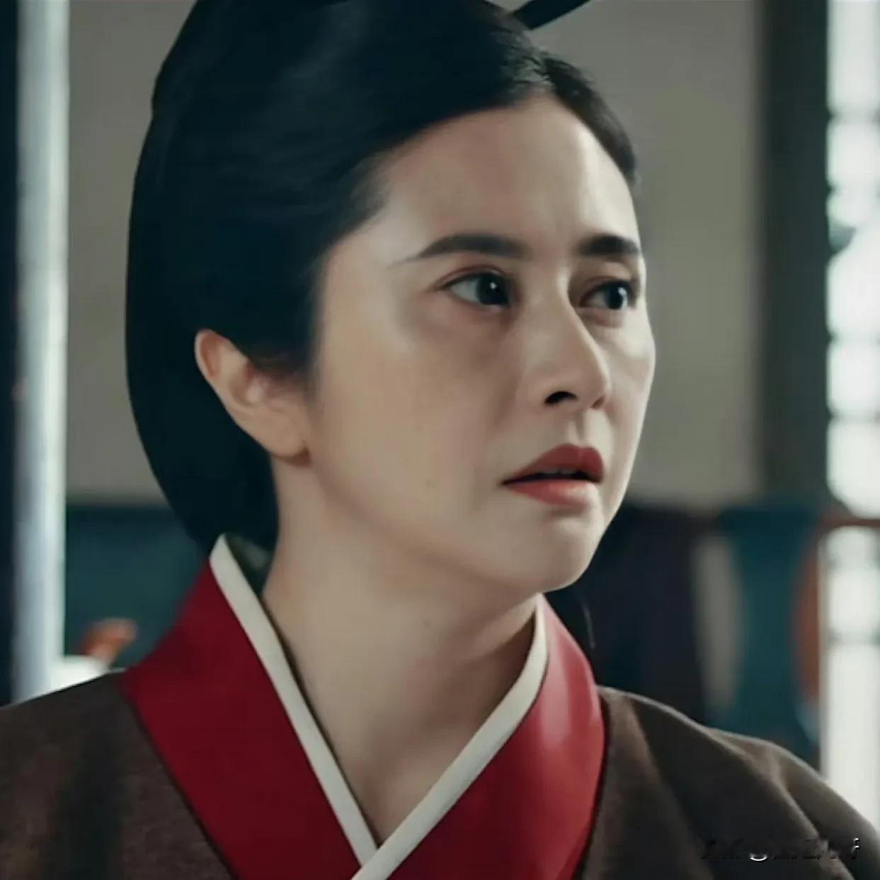 还有人能记起来这是谁不？8090后绝对看过她年轻时演的过作品！