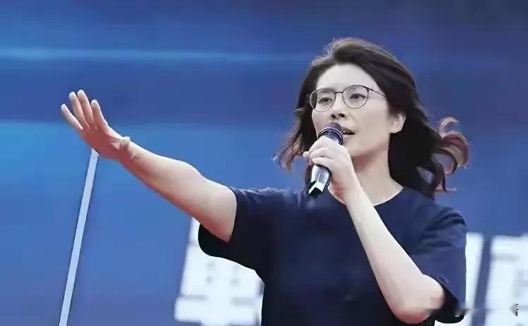 郑丽文6天3城访陆：国民党破局台海的关键一步？


时隔十年，国民党主席郑丽文率