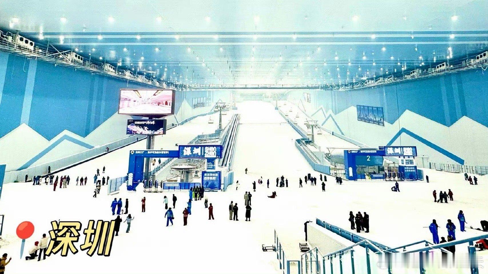 吉林把大花袄穿在雪花上见过雪场团建的没见过团建雪场的 咪咕带14城雪场搞事！吉林