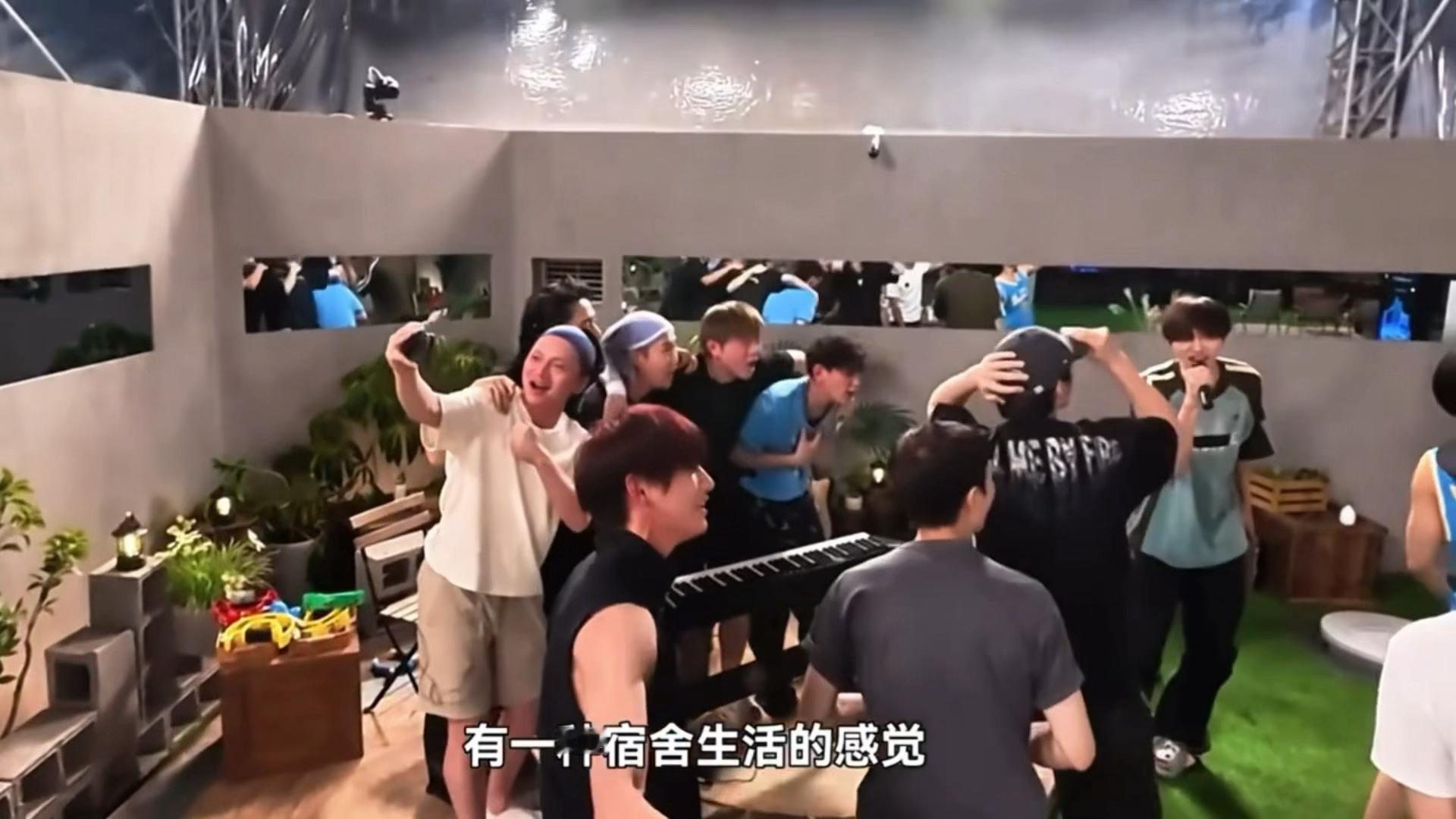 芒果欠姚琛一个剪辑费芒果剪辑不如姚琛vlog 谁懂啊！看完姚琛的披荆斩棘vlog