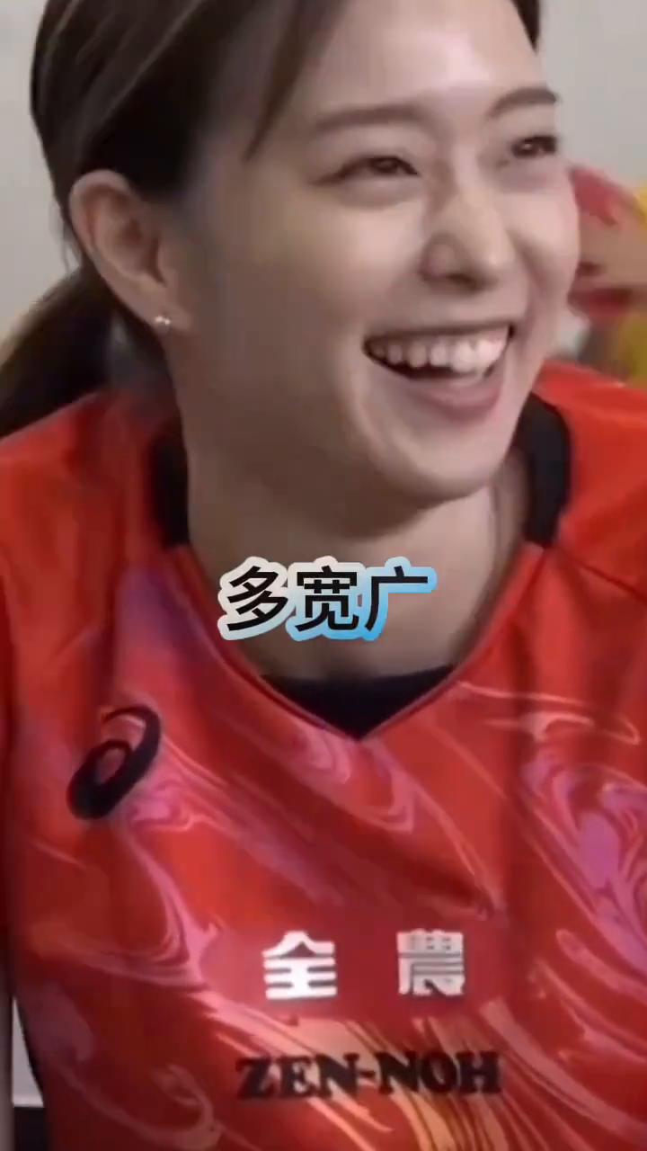 我的祖国翻唱：石川佳纯。
姑娘好像花儿一样，小伙儿心中多宽广。为了开辟新天地，唤