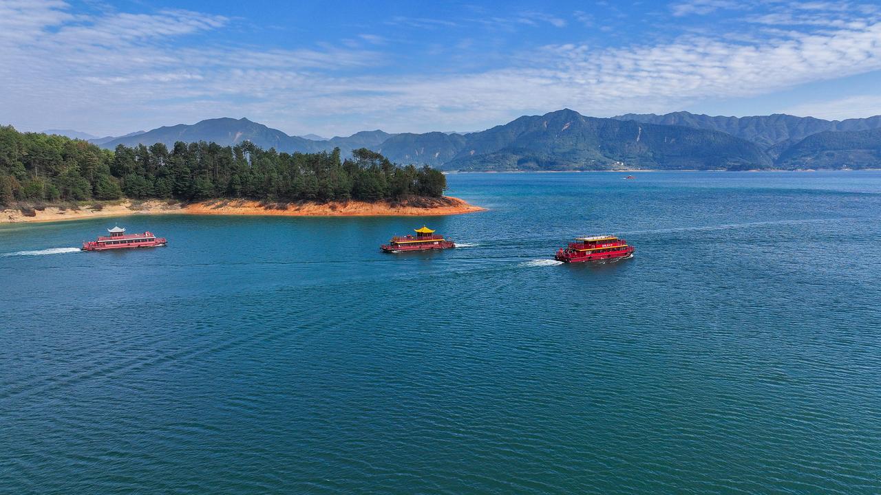 庄子《在宥》十七

大人之教，若形之于影，声之于响。有问而应之，尽其所怀，为天下