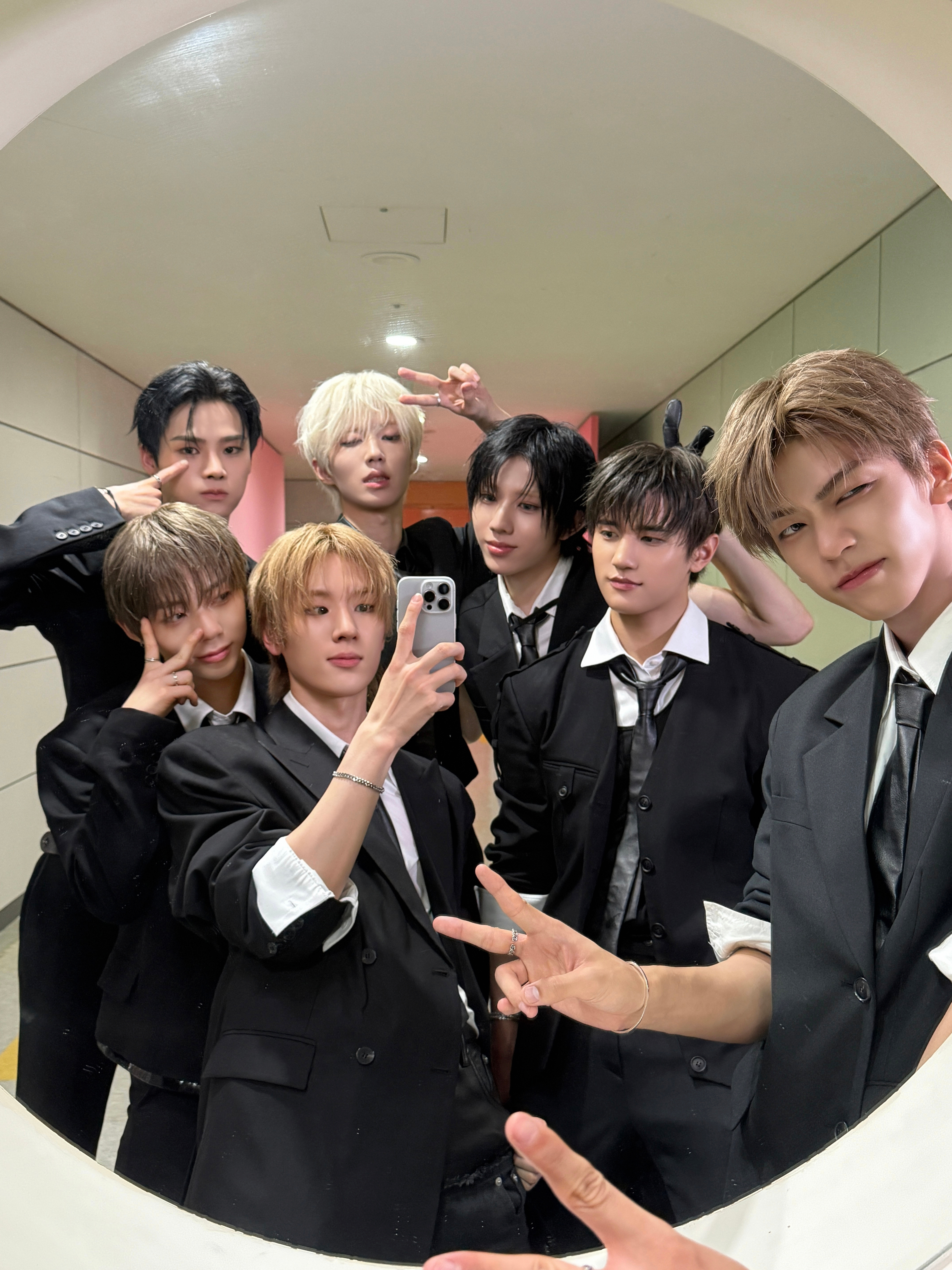 [📷]今日8TURN_260805盛夏里充满热情的《Stagefright》能