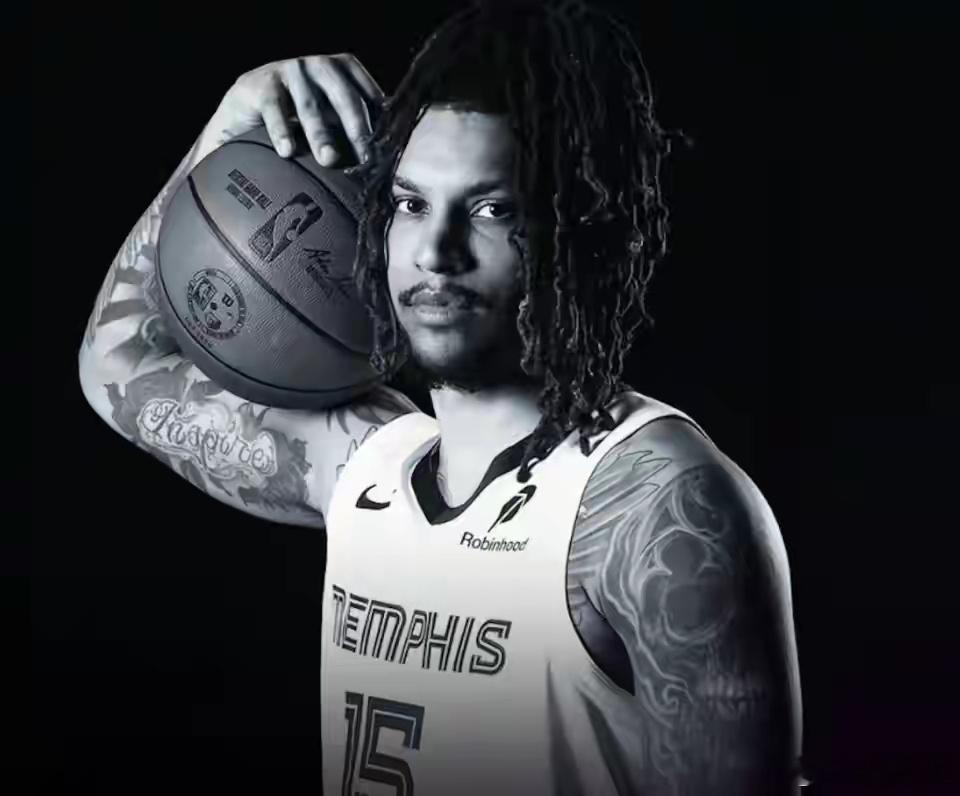 NBA总裁亚当·萧华发表关于克拉克去世的声明——“我们对布兰登·克拉克的去世感到