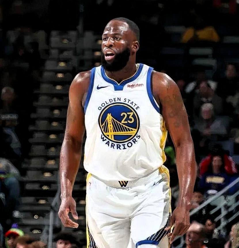 追梦格林不打，勇士的进攻流畅多了！

追梦因背部伤势，缺阵今天勇士对阵灰熊的比赛