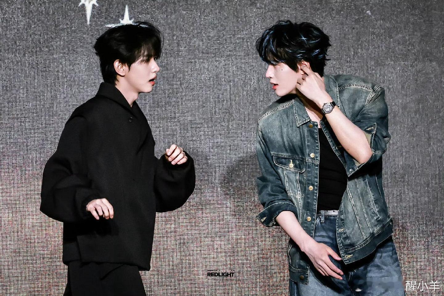 🦊🐰不必在意别人的眼光，做最好的自己  