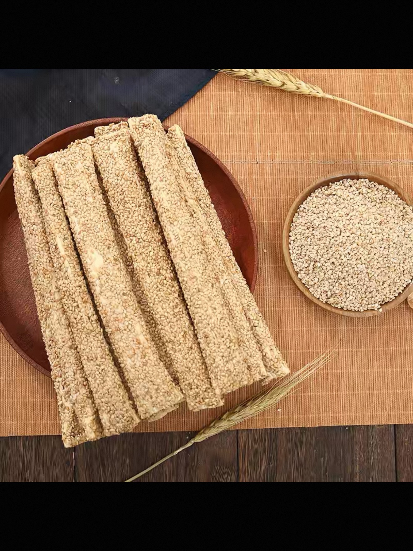 今天是腊月二十三，北方河南的小年，今天要吃麻糖，你们老家都吃啥，有什么习俗小年快