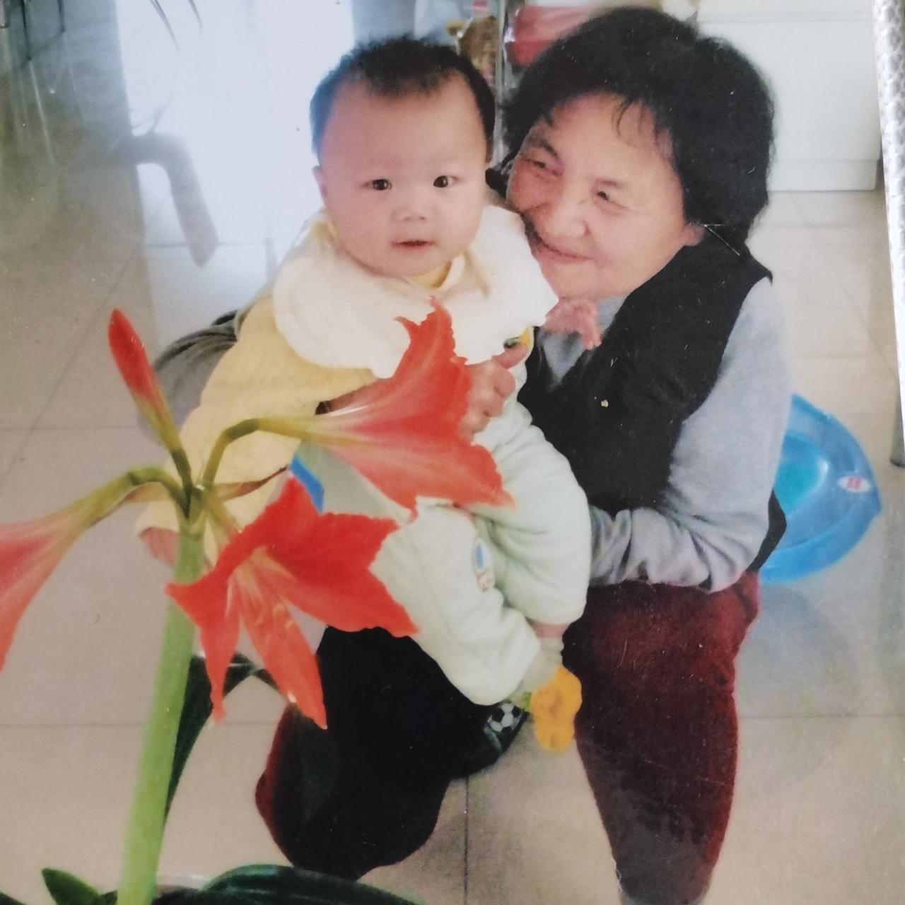 在山西省人民医院和平医院做完手术两天后，我便回家修养。可我感觉身体不太舒服，今天