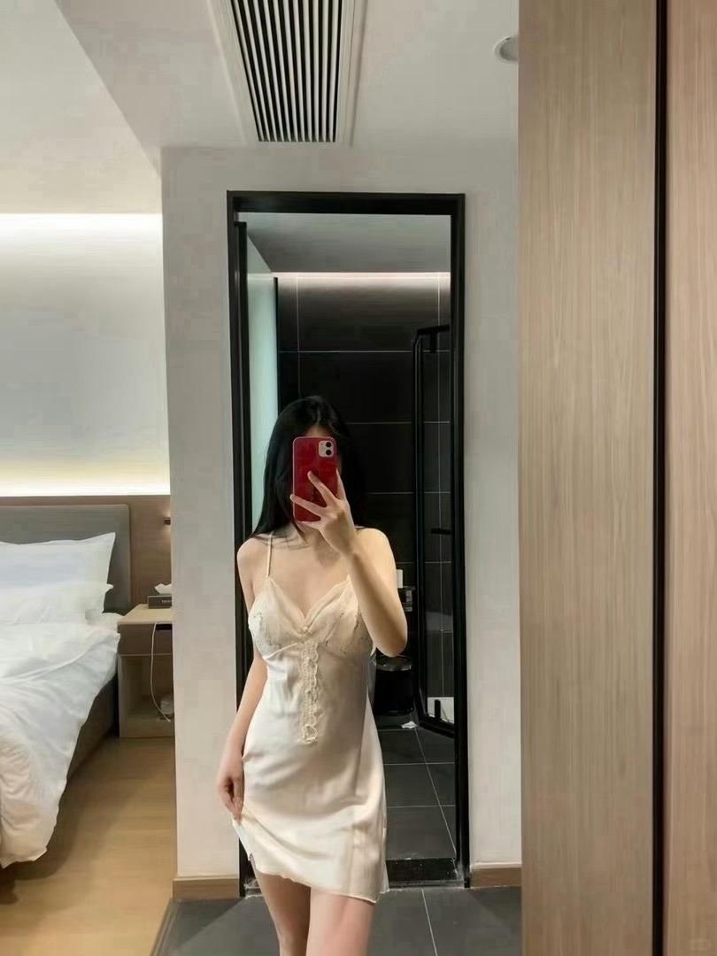 跟自己的身材合个影吧 