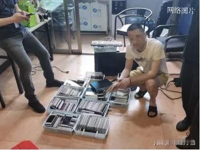 未成年人预防网络咋骗
 
这些骗子太可恶，居然把主意打到中小学生身上，用盗窃、高