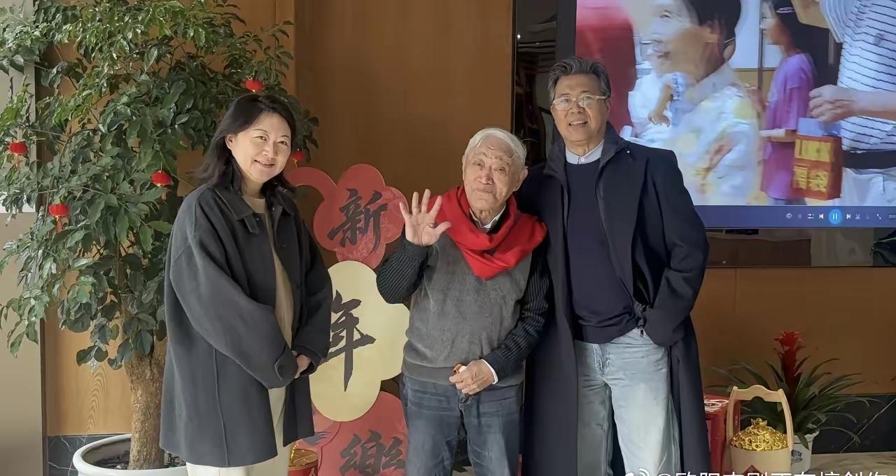 艺术人生，祝老演员们永葆艺术生命[比心][鼓掌]