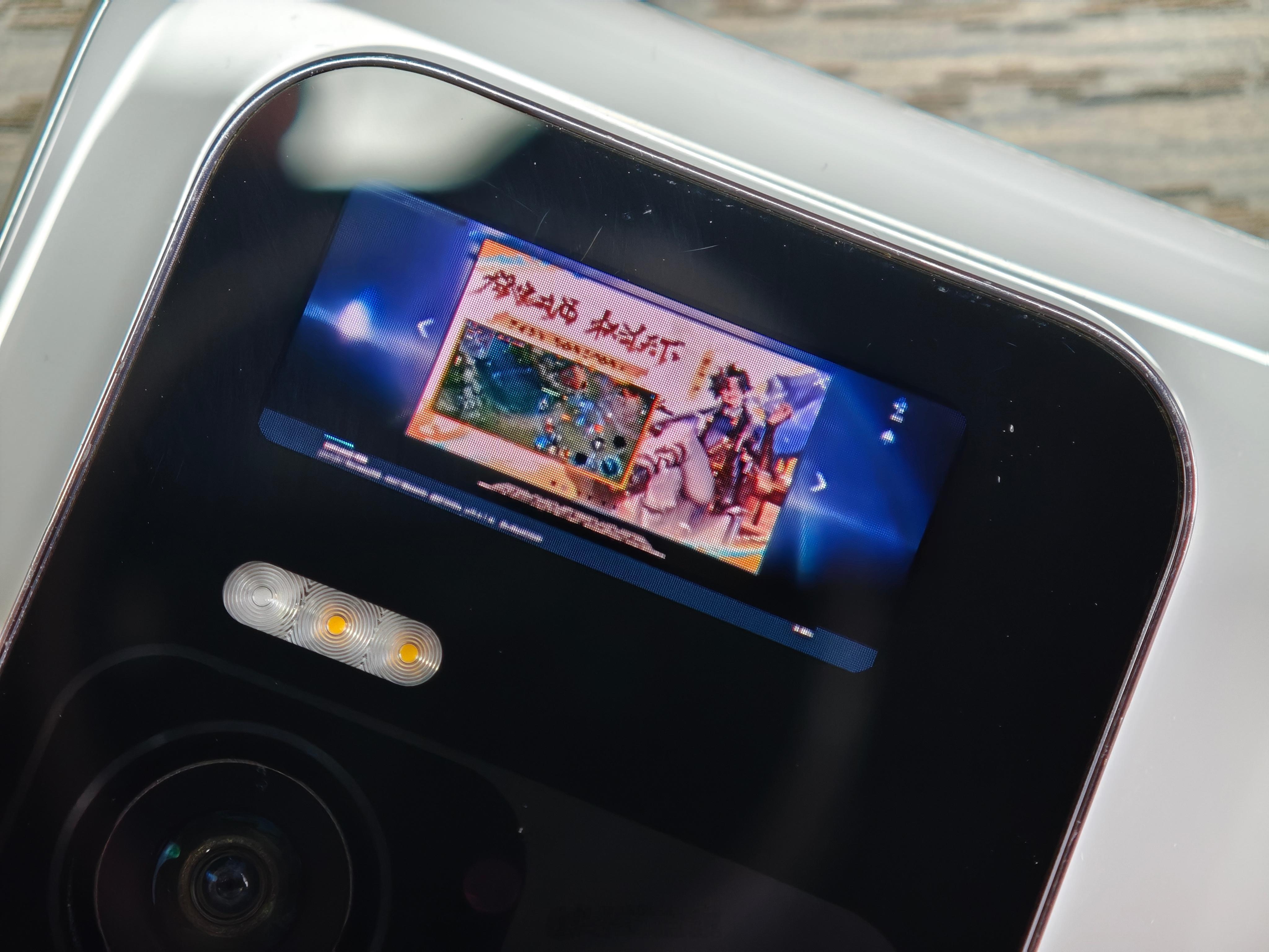 你永远不知道队友在拿什么跟你组队