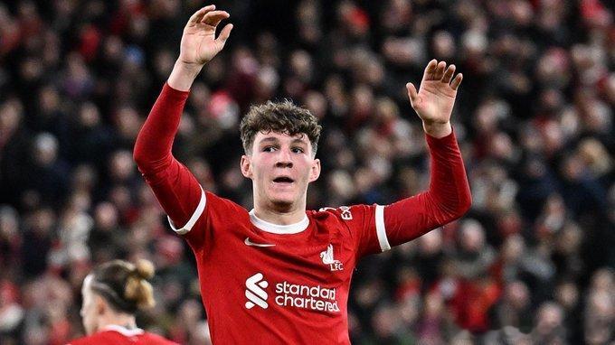 利物浦回声报记者多伊勒表示英冠球队赫尔城已成为利物浦前锋库马斯的有力竞争者，若他