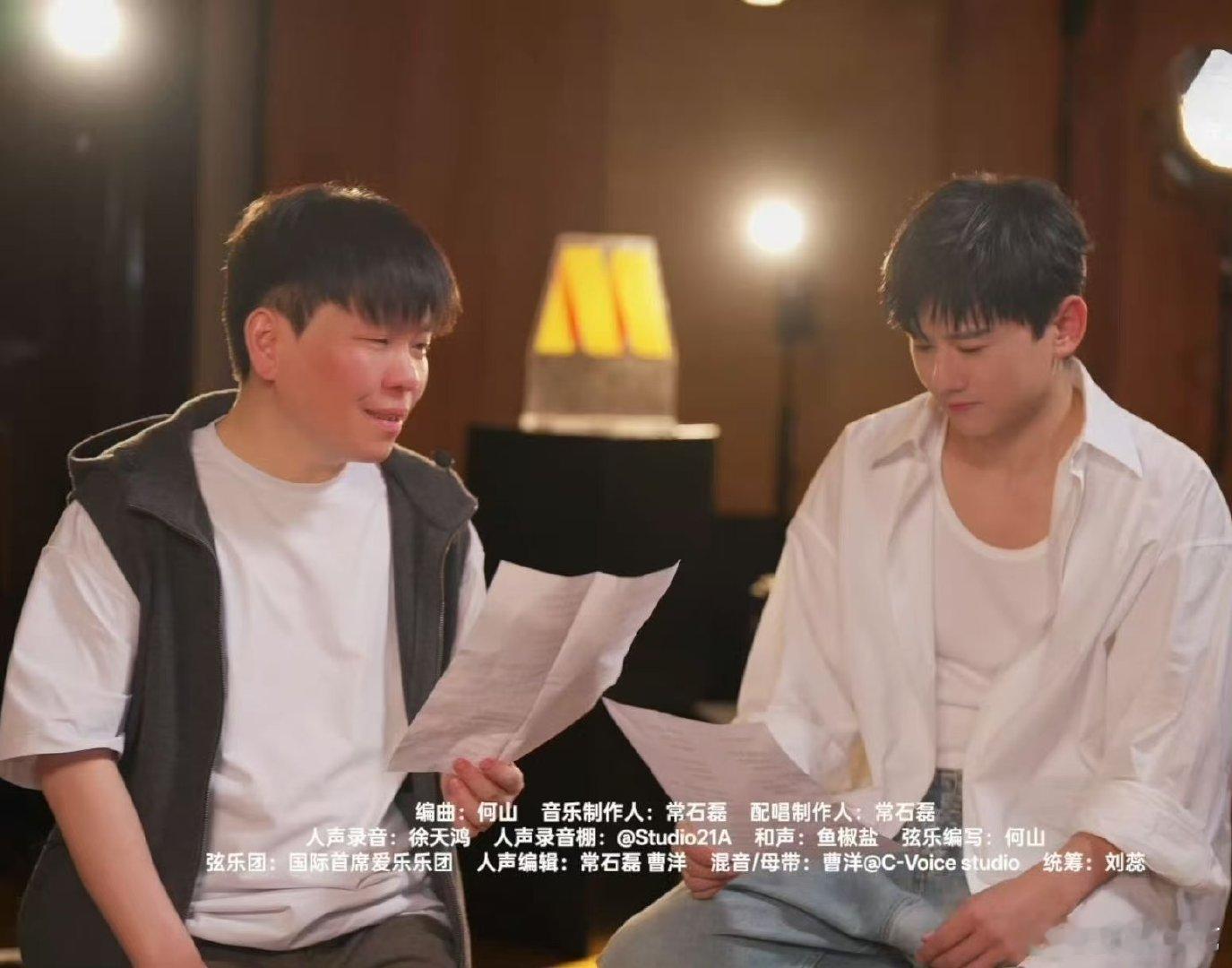 张杰新歌电影生活MV张杰回应献唱《电影生活》，与电影频道共赴三十载光影之约 