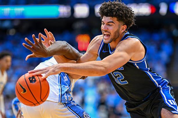 主场作战的全美第14号种子北卡罗来纳大学凭借着塞斯-特林布尔（Seth Trim