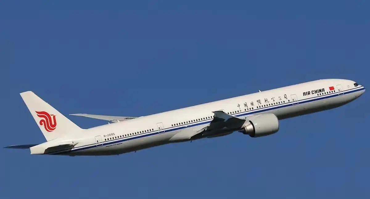 禁日本民航过境中国？看似解气，实则两败俱伤的账必须算清

有人提出建议：中国可以