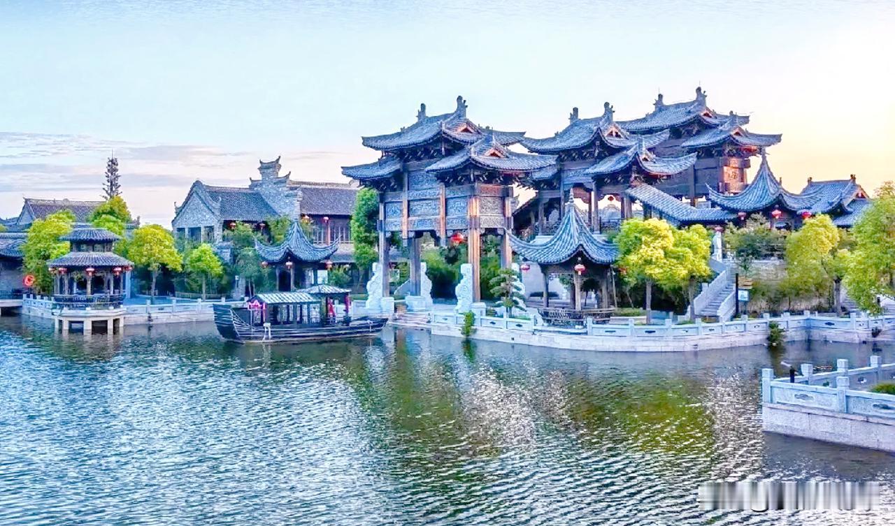 情绪归零，万事清零
 
生命有限，精力珍贵，这世上最划不来的事，莫过于在情绪上做