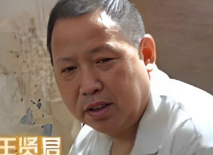 1999年，四川女子余永琼一进门就吓得魂飞魄散：死了两天的丈夫，竟穿寿衣坐在客厅